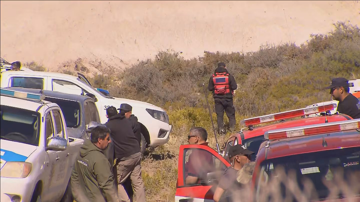 WhatsApp Image 2025-10-21 at 23.50.13