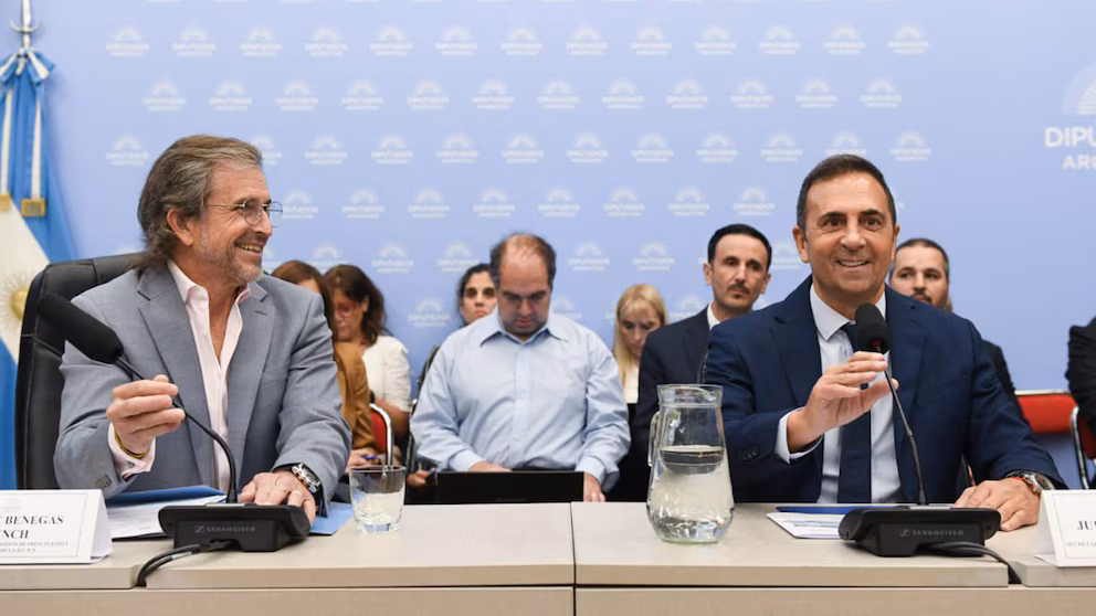 WhatsApp Image 2025-10-21 at 23.50.13